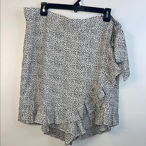 GEEGEE Animal Print Ruffled Wrap Mini Skort Size 1XL NWT